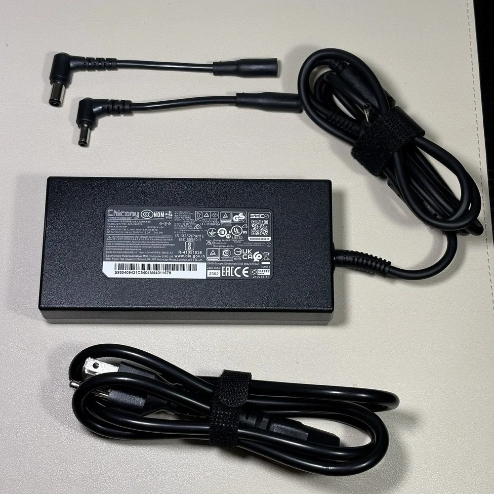 Chicony 20V 240W AC Adapter Charger For MSI 957-15431P-101 240W AC Power Adapter